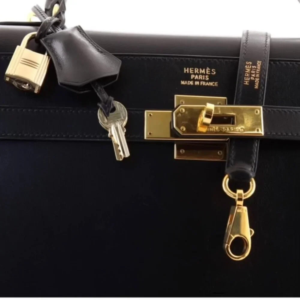 Hermès Kelly Handbag Noir Box Calf with Gold Hardware 35 - Picture 5 of 10